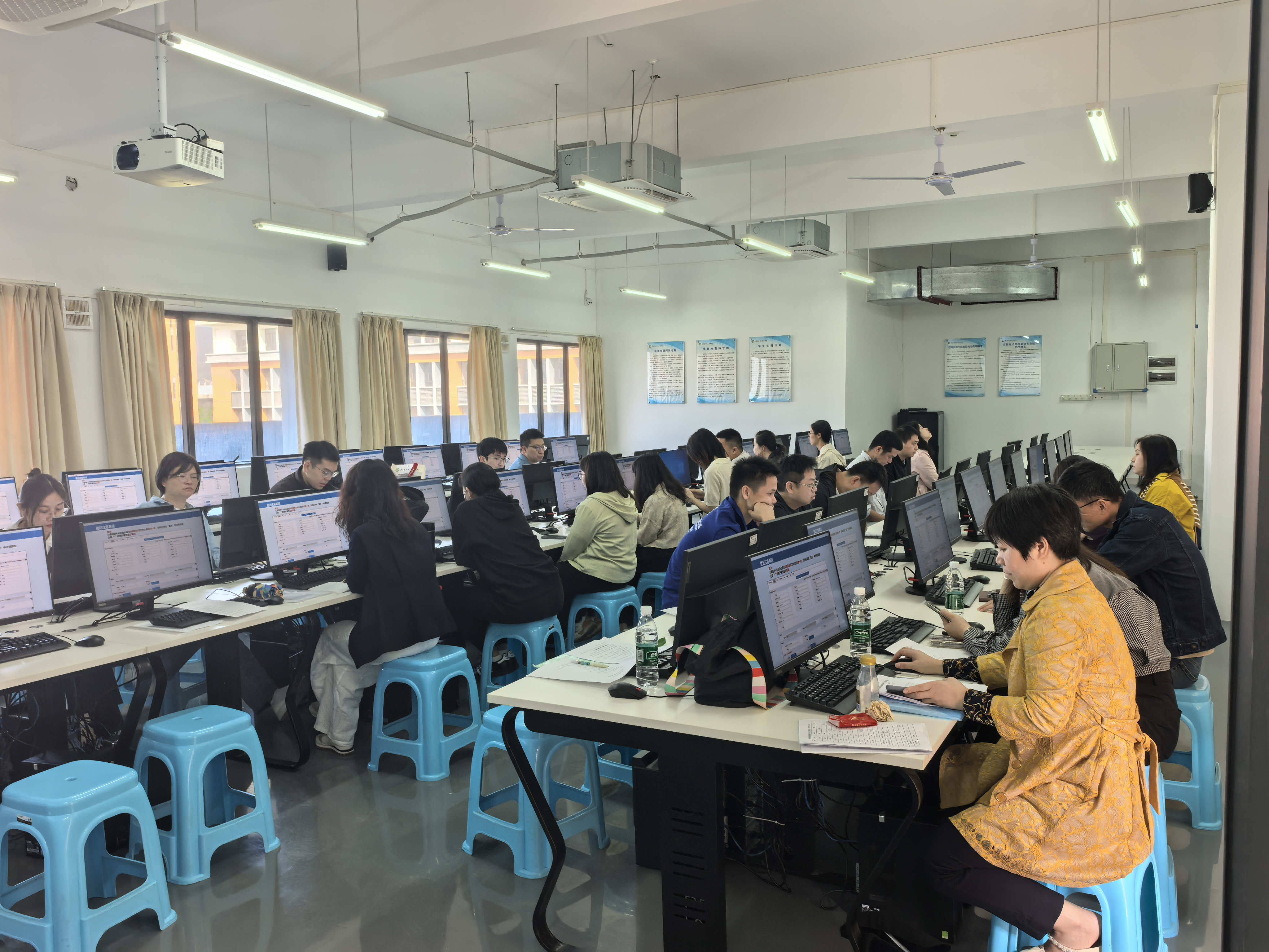 微信图片_20251030094908.jpg