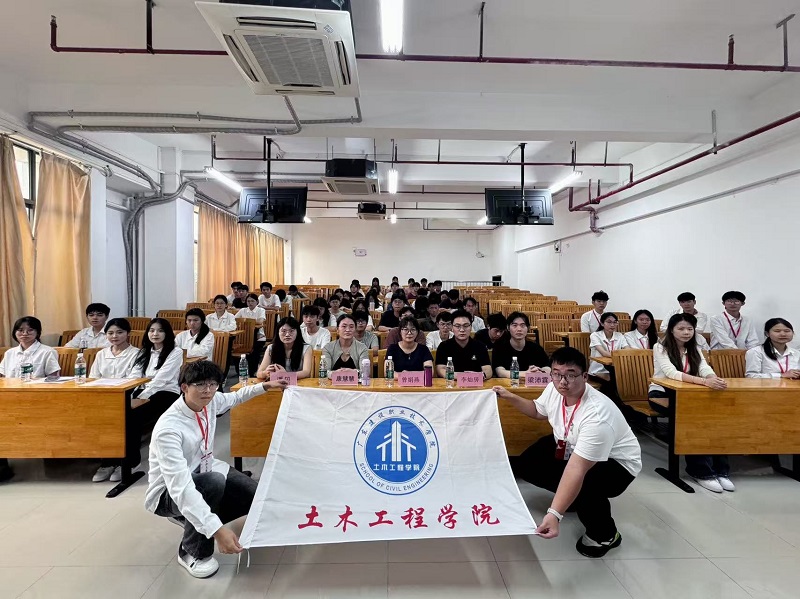 3.活动合影.jpg